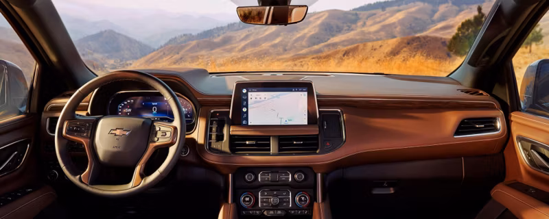 2026 Chevrolet Suburban Lt - Image 3