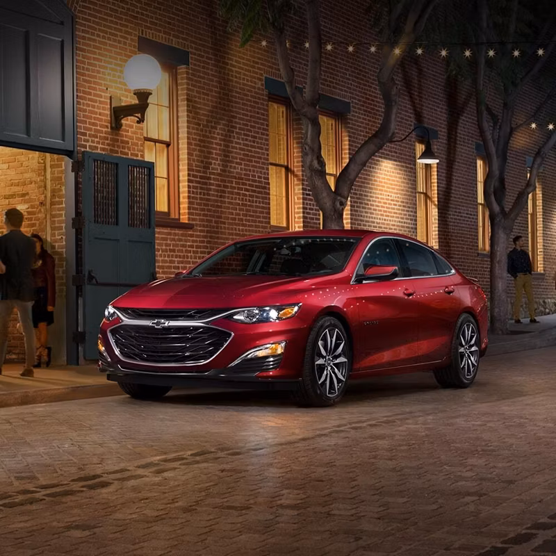 2025 Chevrolet MALIBU LT - Image 2