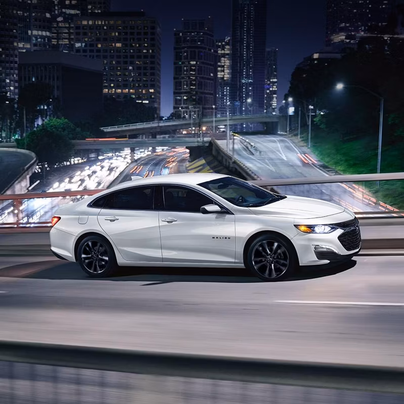 2025 Chevrolet MALIBU LT - Image 4