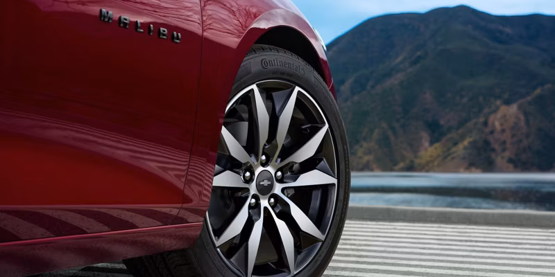 2025 Chevrolet MALIBU LT - Image 17