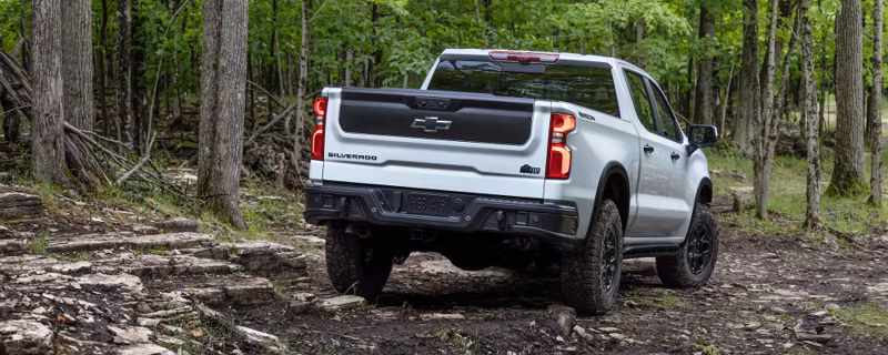 2025 Chevrolet SILVERADO LTZ Crew Cab, Short Bed (2WD) - Image 6