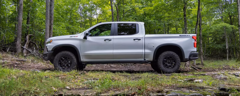 2025 Chevrolet SILVERADO WT Regular Cab, Long Bed (2WD) - Image 8