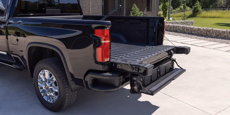 2026 Chevrolet Silverado 2500 HD LTZ Crew Cab, Standard Bed (4WD) - Image 11