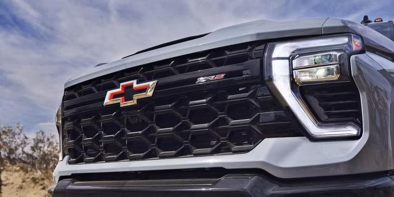 2025 Chevrolet Silverado 2500 HD Custom Crew Cab, Long Bed (4WD) - Image 17