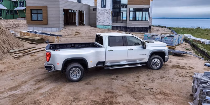 2025 Chevrolet Silverado 3500 HD LTZ Single Rear Wheel Crew Cab, Long Bed (2WD) - Image 27