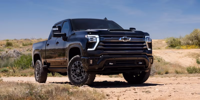 2025 Chevrolet Silverado 3500 High Country Dual Rear Wheel Crew Cab, Long Bed (4WD) - Image 2