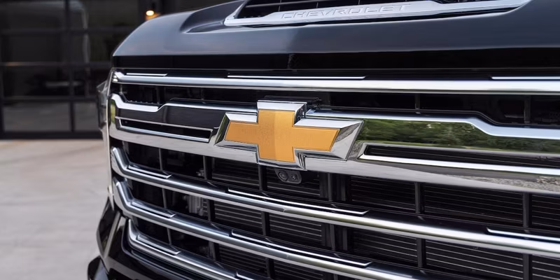 2025 Chevrolet Silverado 3500 High Country Dual Rear Wheel Crew Cab, Long Bed (4WD) - Image 12