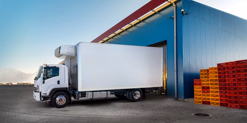 2025 Chevrolet Low Cab Forward 4500 HG Regular - Image 5