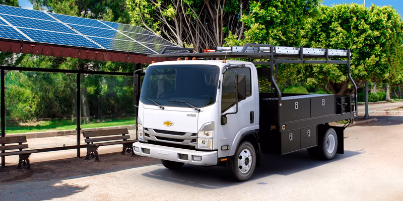 2026 Chevrolet Low Cab Forward 5500 XG Regular - Image 4