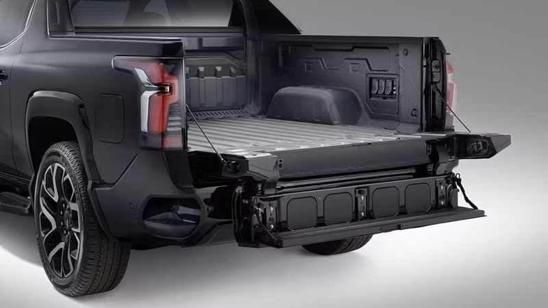2025 Chevrolet Silverado EV First-Edition RST, 4WD - Image 28