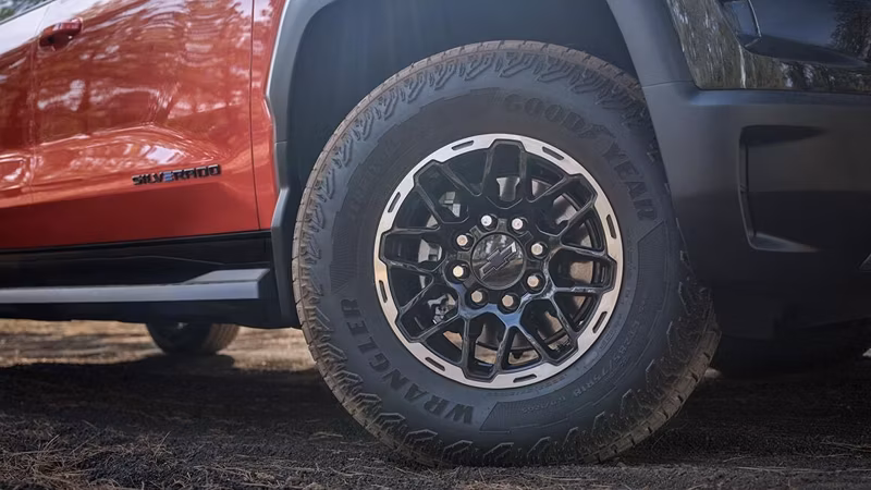 2026 Chevrolet Silverado EV Trail Boss - Extended Range (4WD) - Image 34