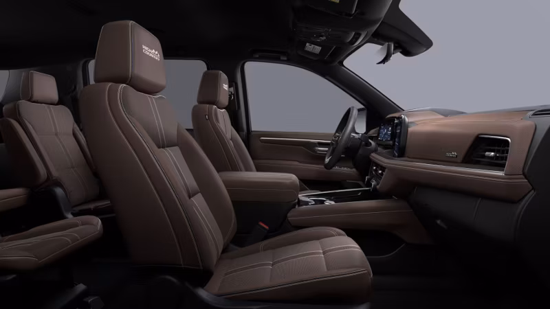 2025 Chevrolet Suburban High Country 2WD - Image 38