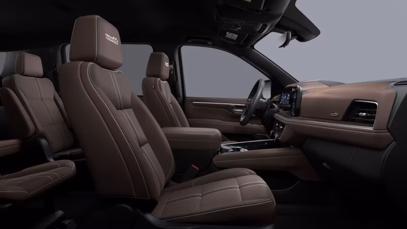 2025 Chevrolet Suburban High Country 4WD - Image 37