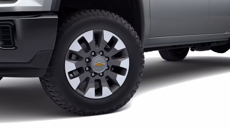 2026 Chevrolet Silverado 2500 HD Double Cab Long Bed Custom RWD - Image 4