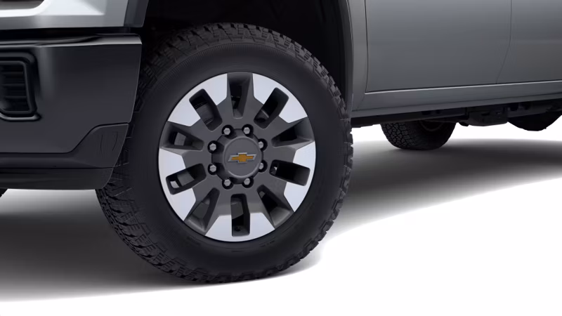 2026 Chevrolet Silverado 2500 HD Double Cab Long Bed Custom 4WD - Image 4